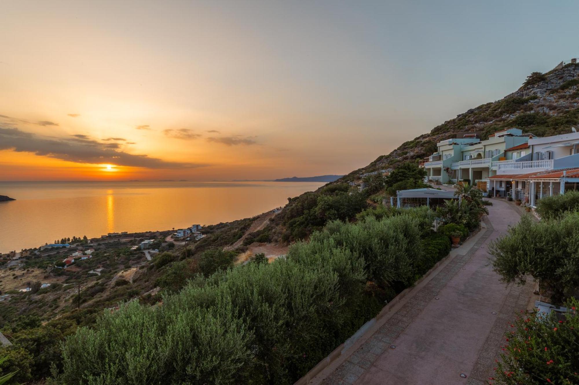 Adrakos Apartments (Adults Only) Elounda  Bagian luar foto