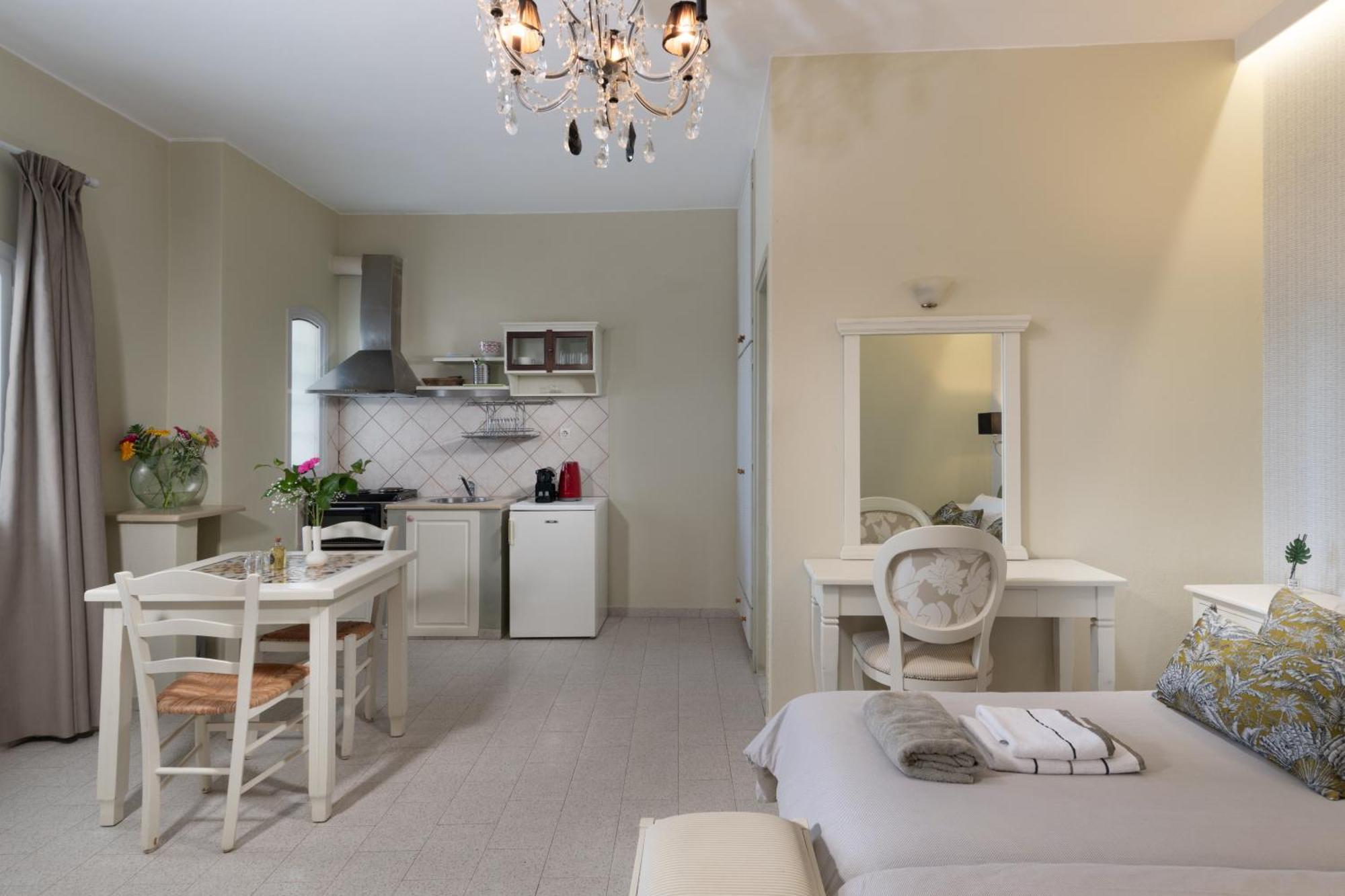 Adrakos Apartments (Adults Only) Elounda  Bagian luar foto