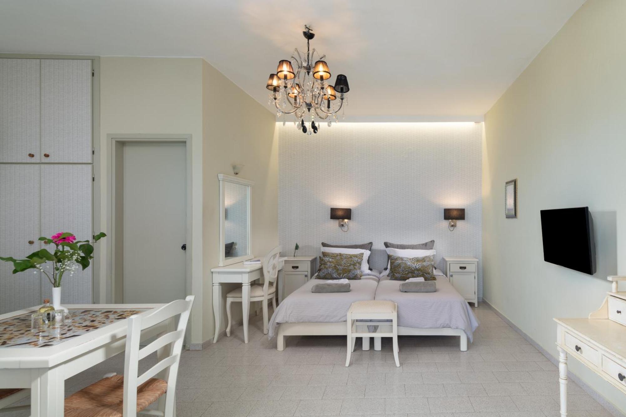 Adrakos Apartments (Adults Only) Elounda  Bagian luar foto