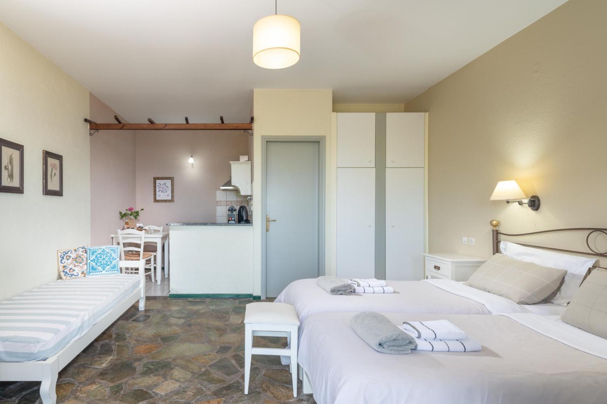 Adrakos Apartments (Adults Only) Elounda  Bagian luar foto